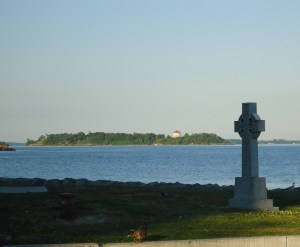 Cross, Lake Ontario